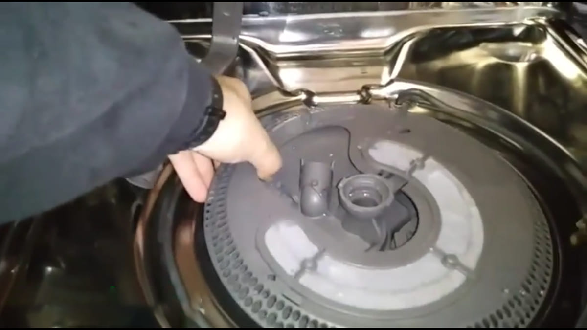 Maytag dishwasher mdb4949skz filter cleaning